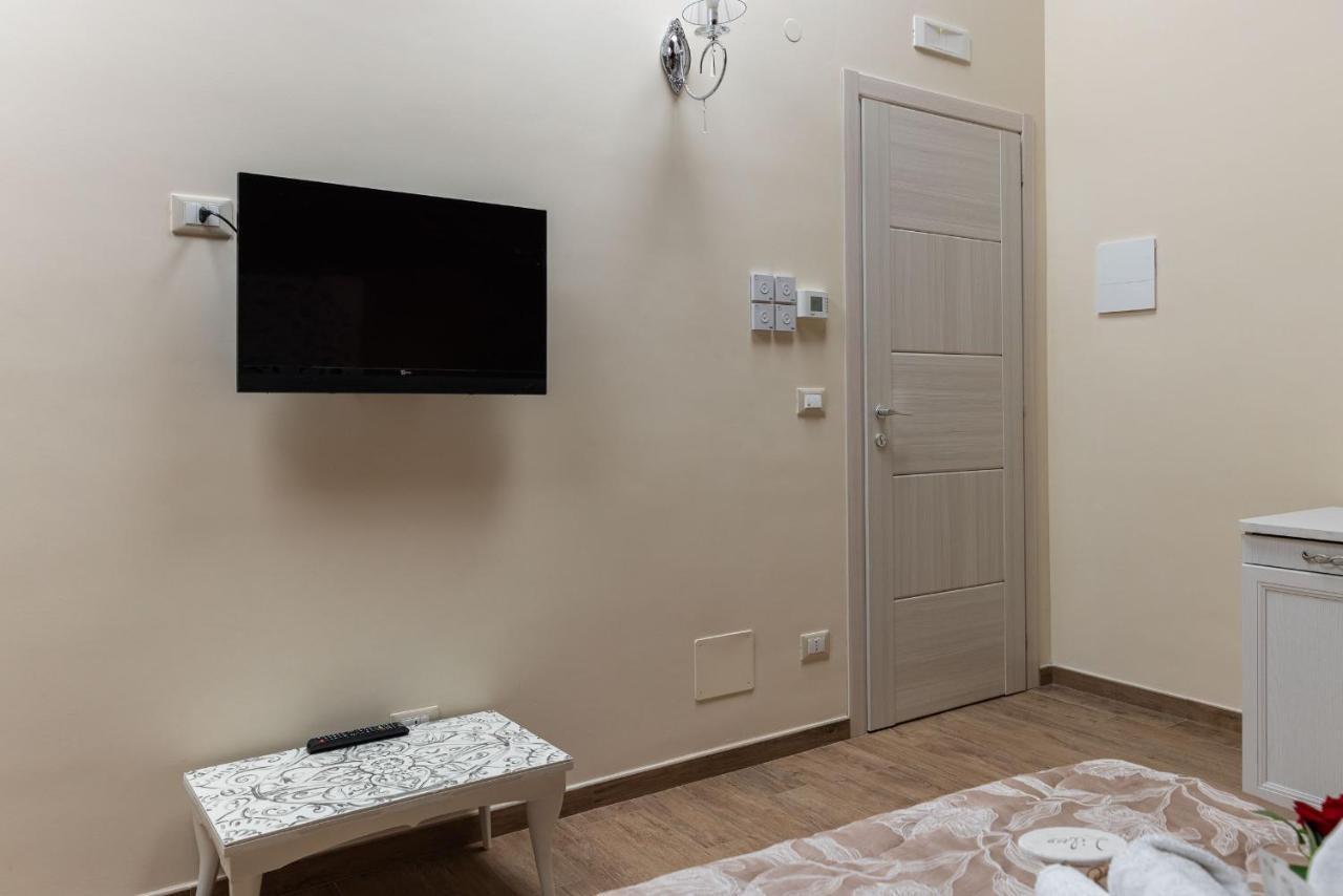 Agora' Castelnuovo Della Daunia Bed & Breakfast Bagian luar foto