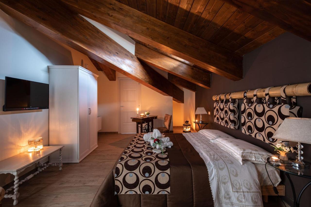 Agora' Castelnuovo Della Daunia Bed & Breakfast Bagian luar foto
