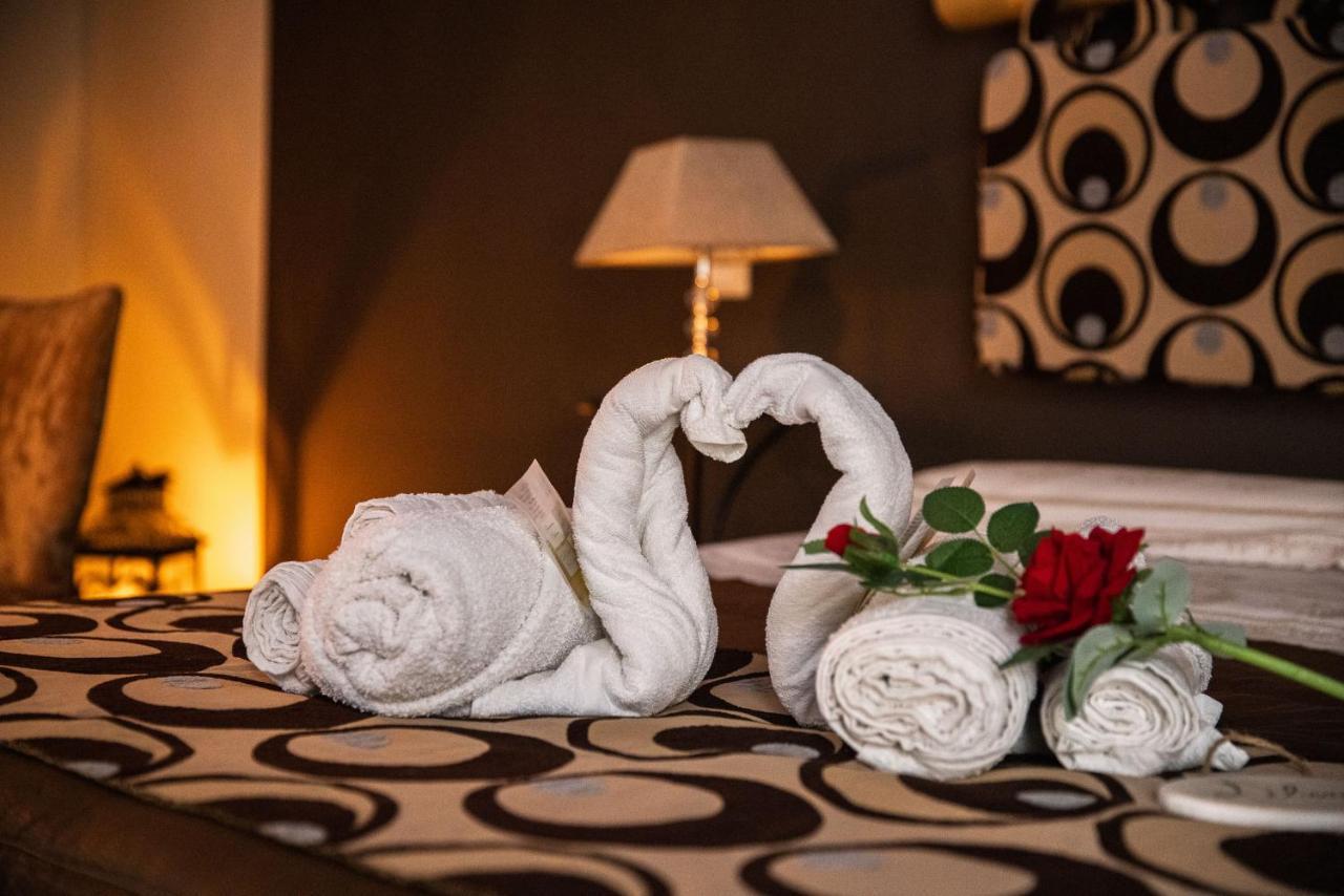 Agora' Castelnuovo Della Daunia Bed & Breakfast Bagian luar foto